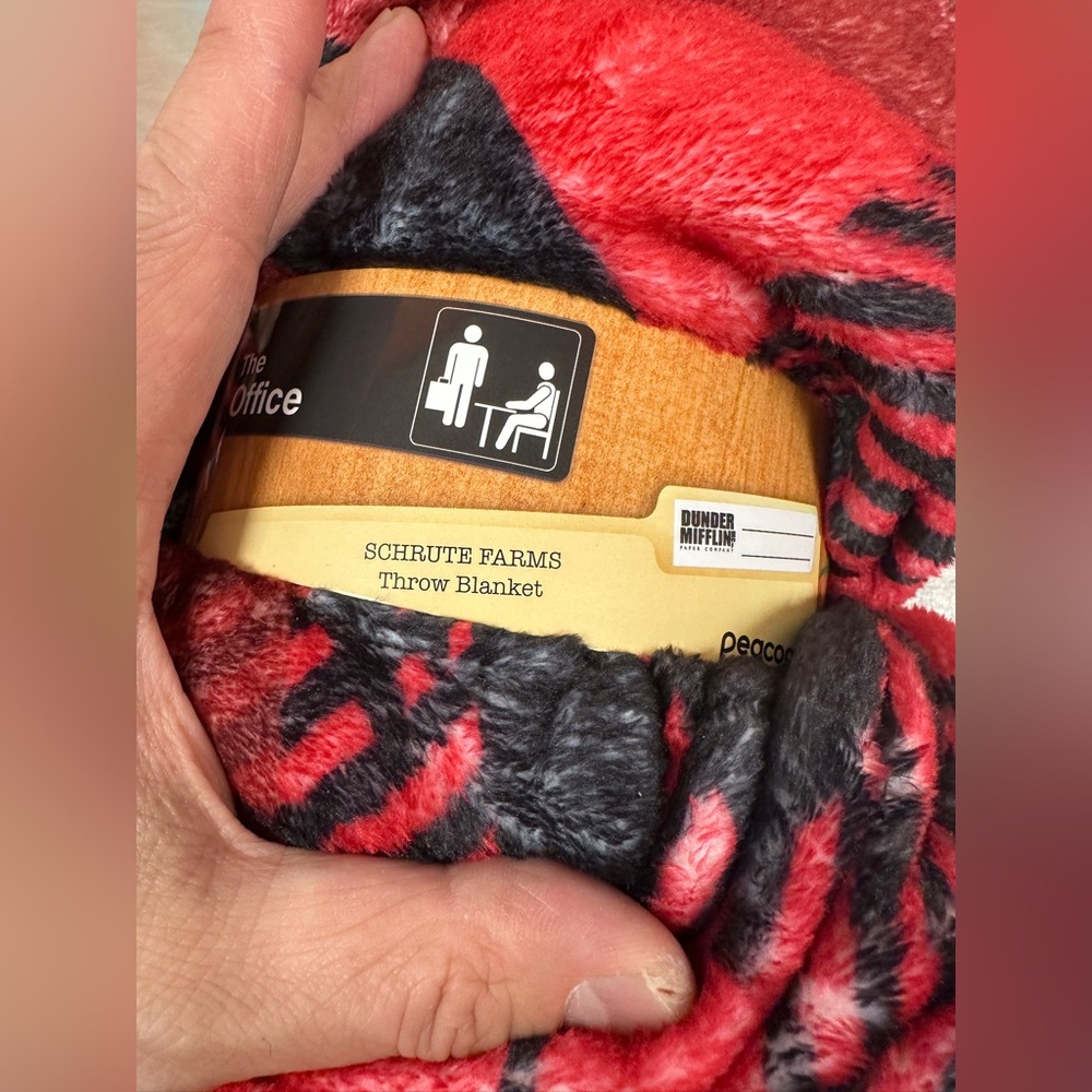 NWT The Office Schrute Farms Fleece Throw Blanket Never Opened